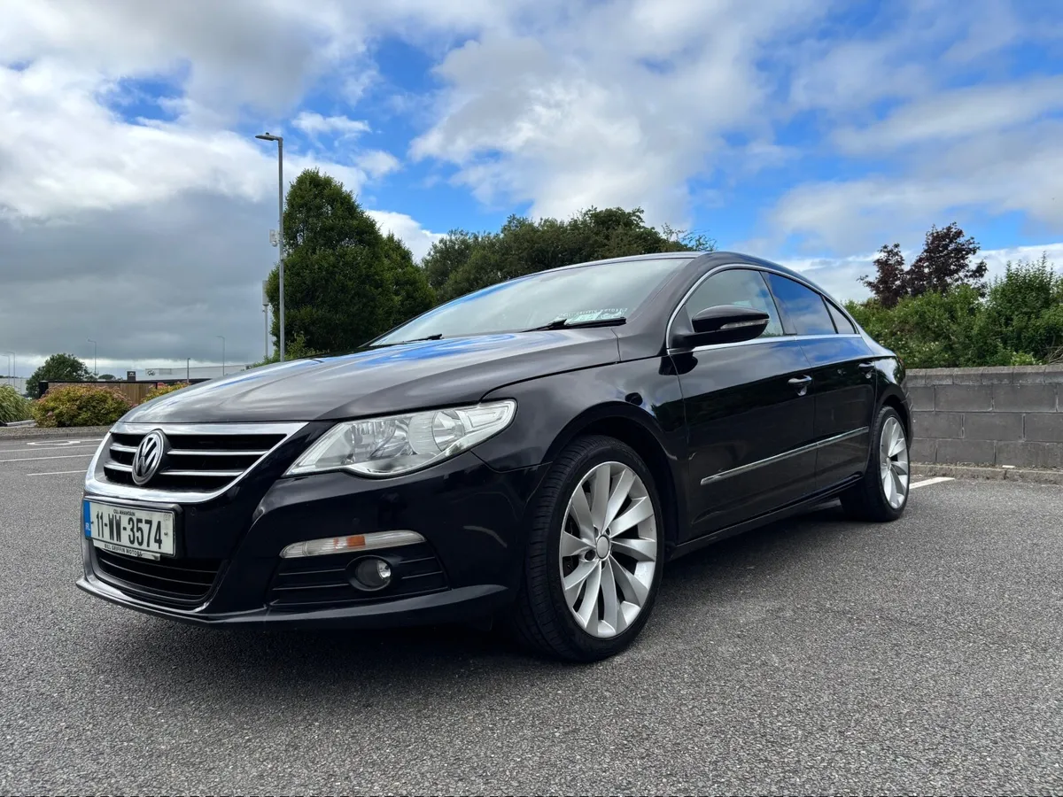Volkswagen Passat CC 2011 - Image 2