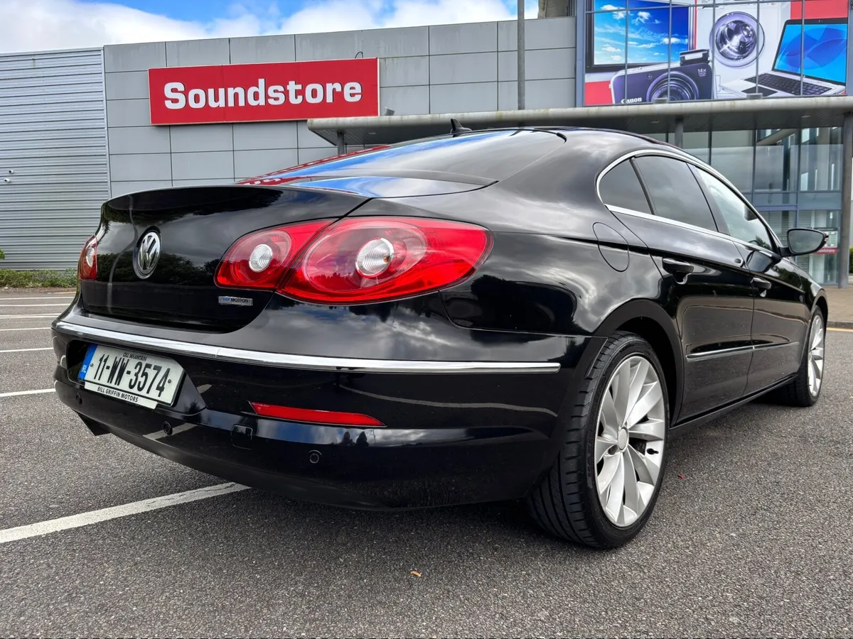 Volkswagen Passat CC 2011 - Image 3
