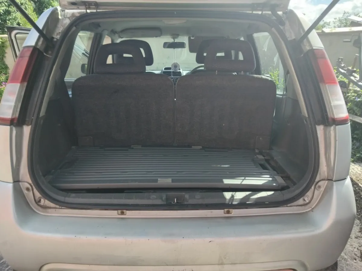 Suzuki Ignis 2002 - Image 4