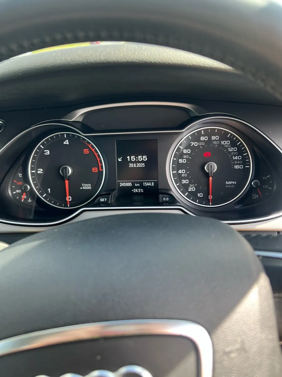 Car - Image 3