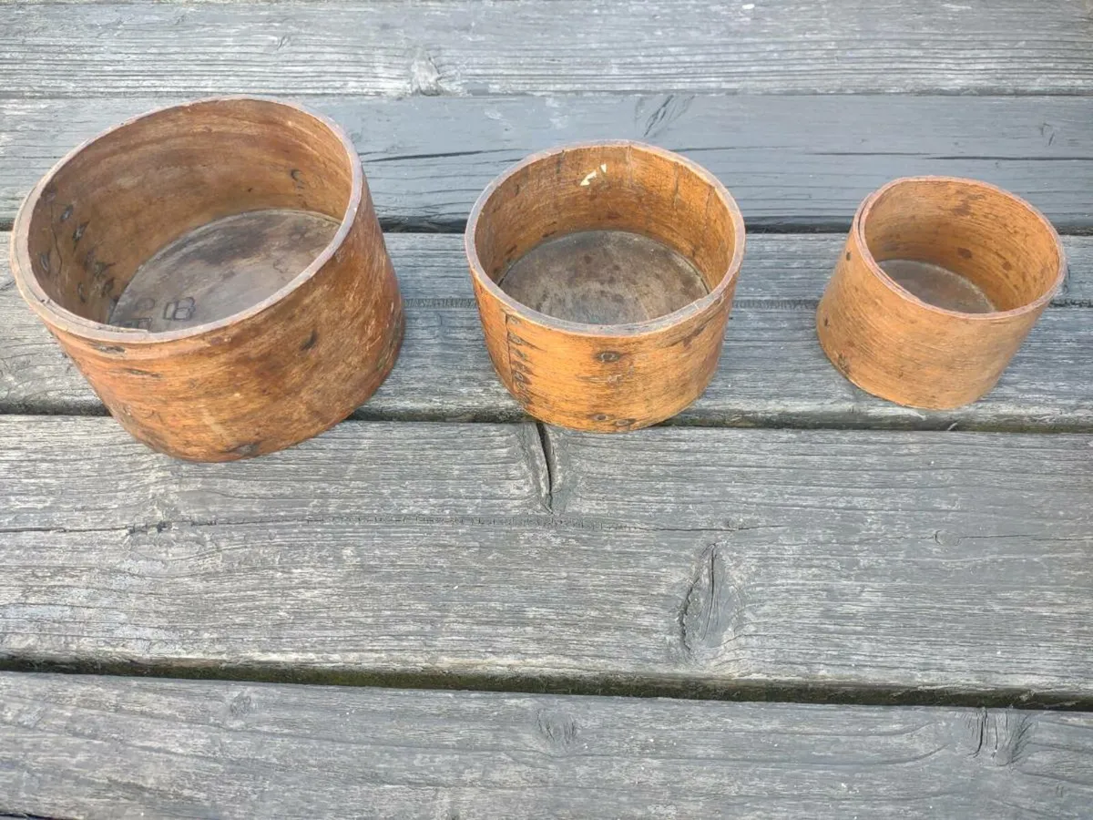 19th Century grain measures - Image 2