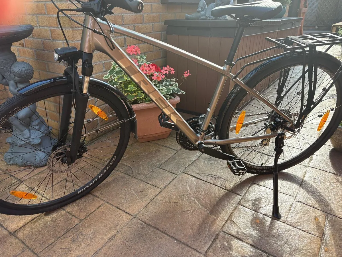 Trek Dual Sport 2 EQ M SL - Image 1
