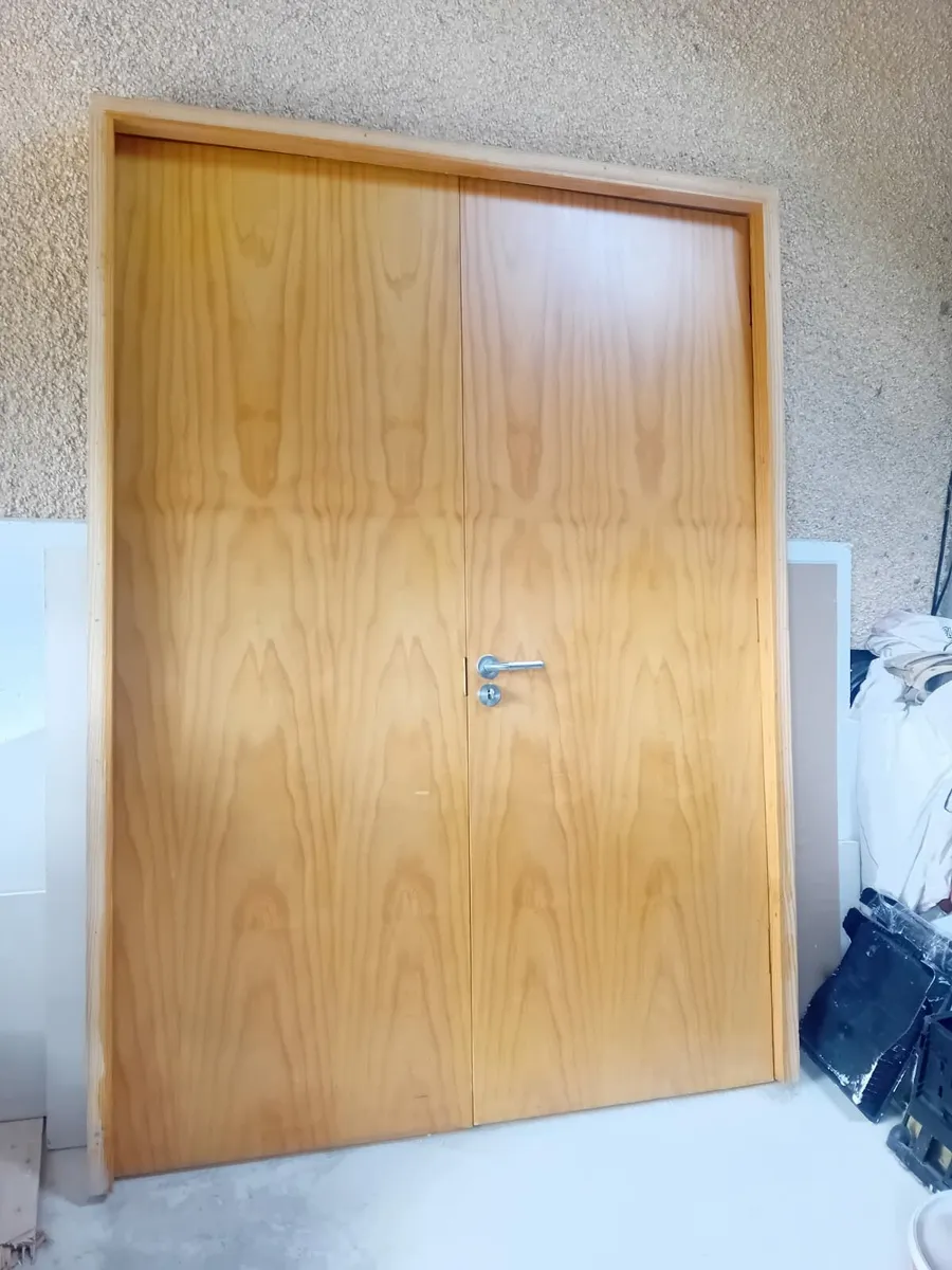 Solid Double Doors - Image 1