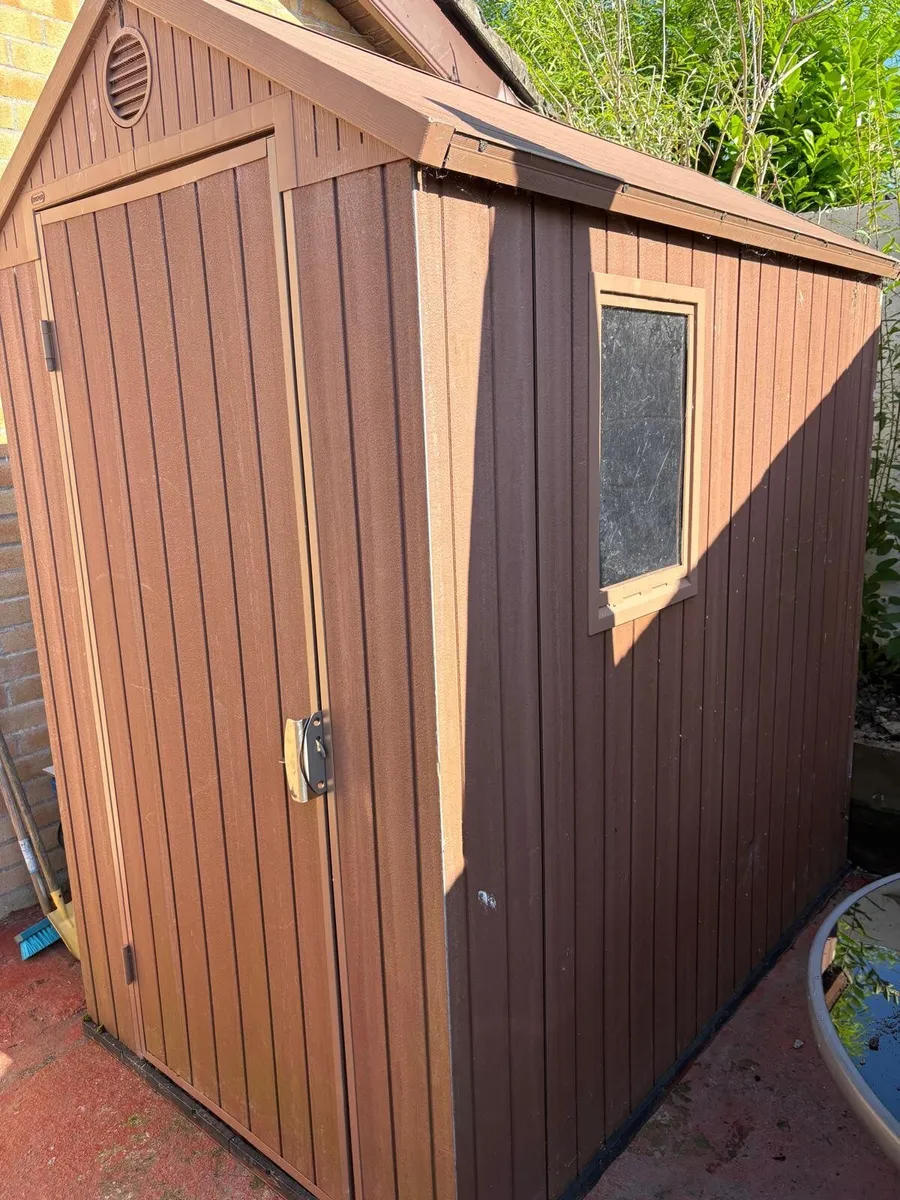 Keter Darwin Garden Shed - Image 1
