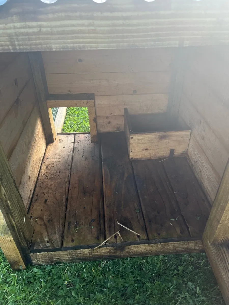 Chicken Coop - Image 4
