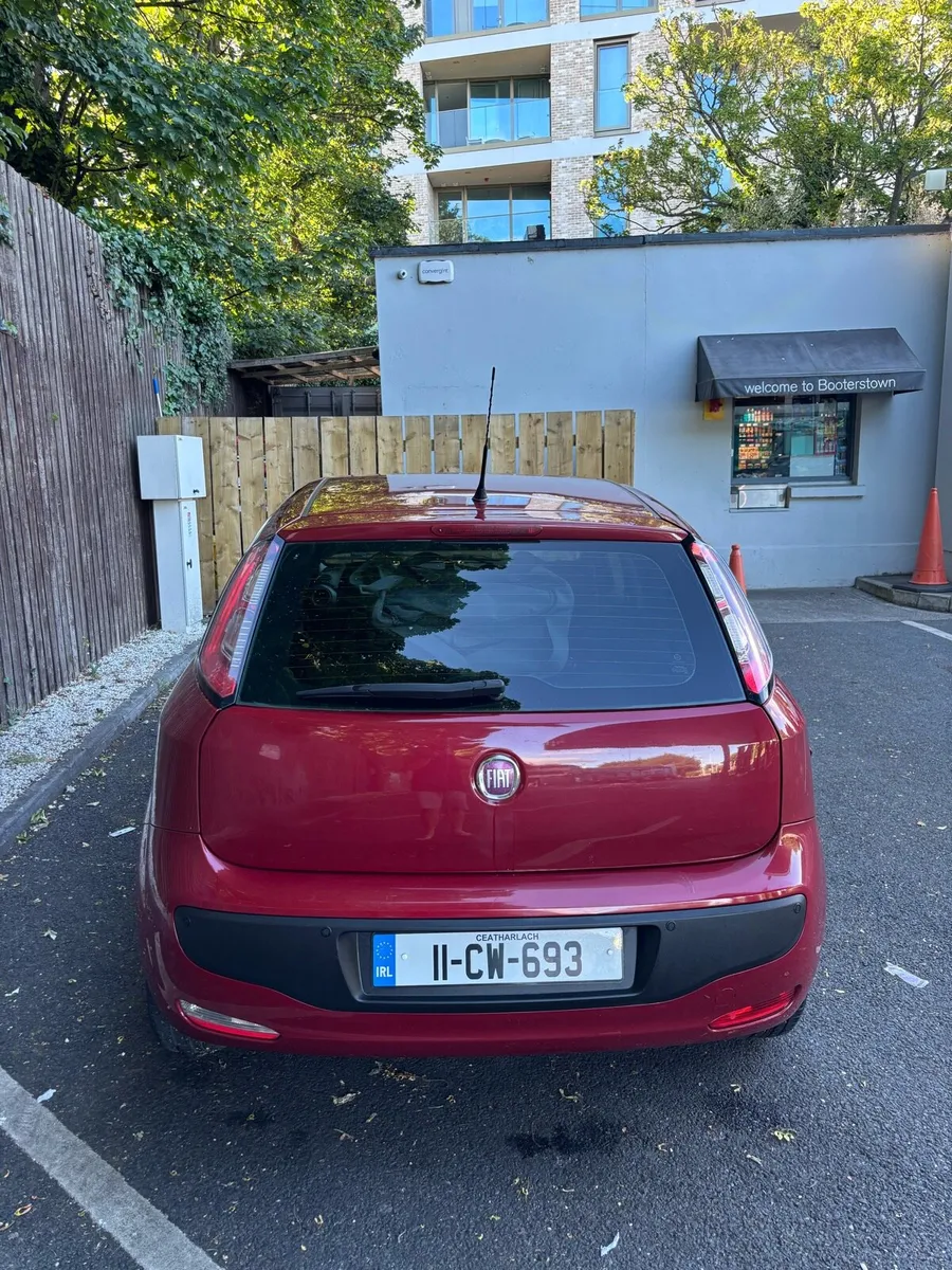 🔹 Fiat Punto 1.3 Multijet Diesel 2011 - Image 3
