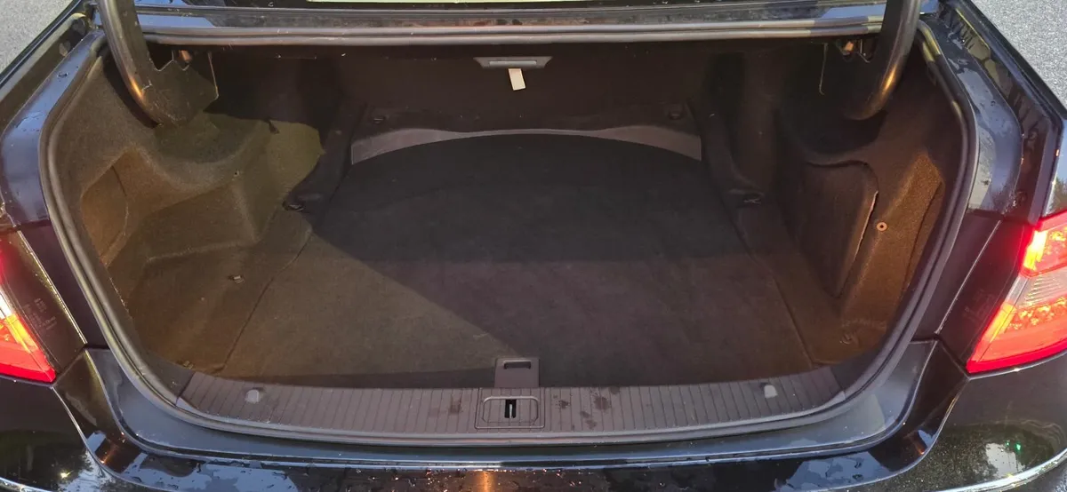 2010 Mercedes E-Class - Automatic - NEW NCT - Image 2