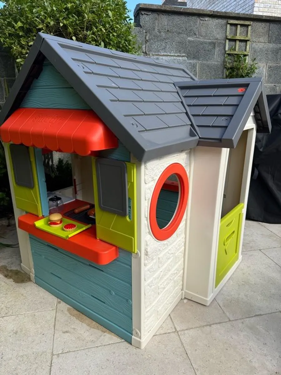 Kids Smoby Playhouse - Image 1