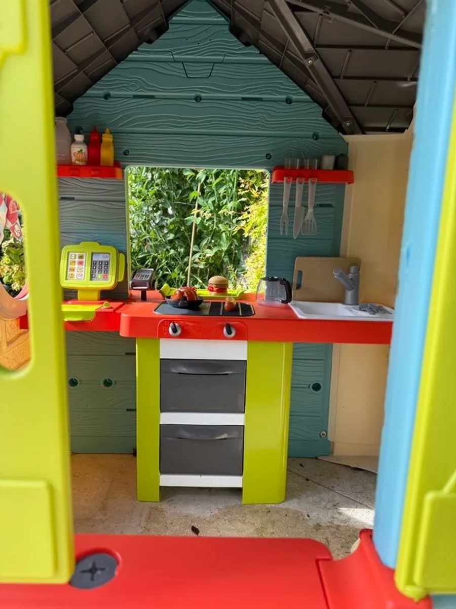 Kids Smoby Playhouse - Image 4