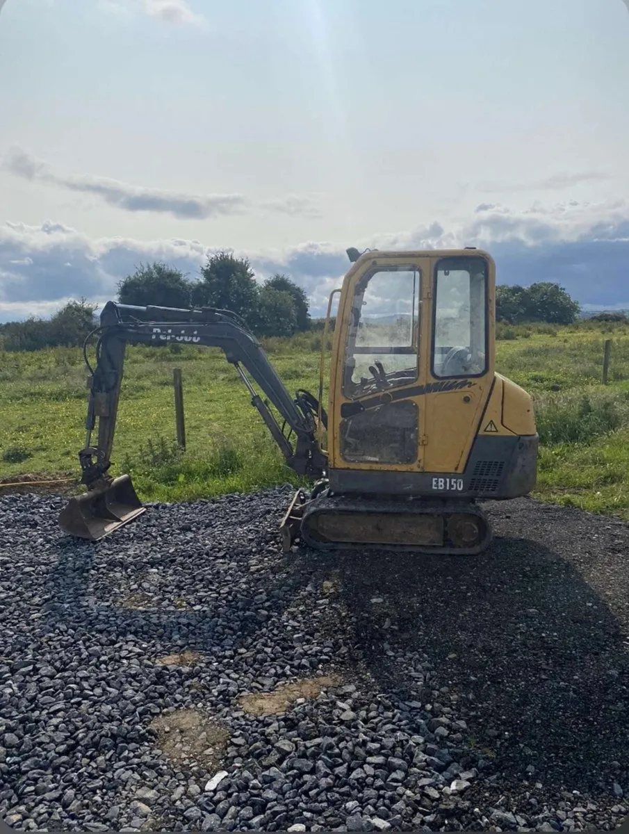 Volvo 1.7 ton digger - Image 1