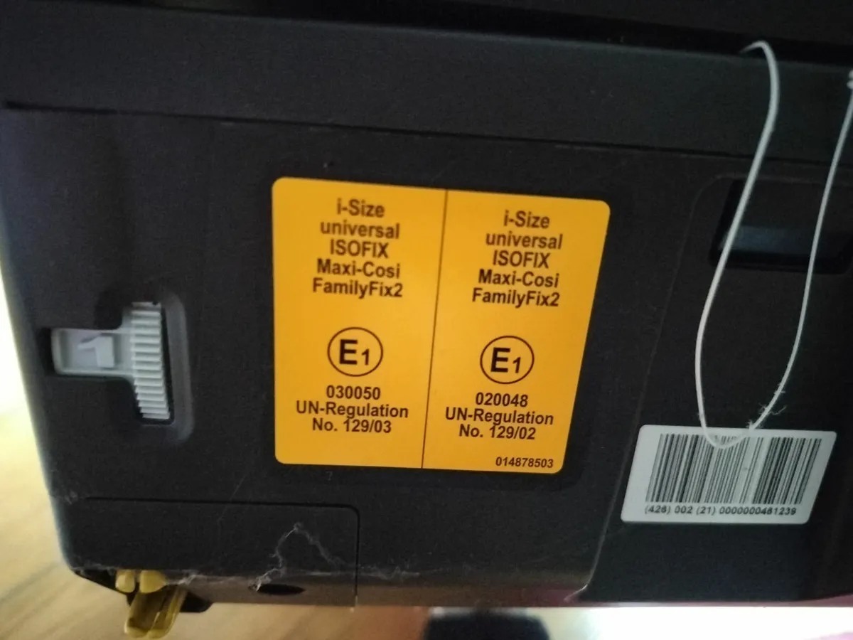 Maxi Cosi Car Family fix 2 isofix base I size - Image 3