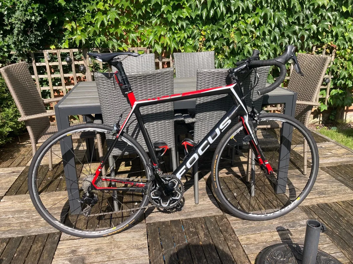 Focus Cayo 7.0 XL Carbon Fibre Road bike - Image 1