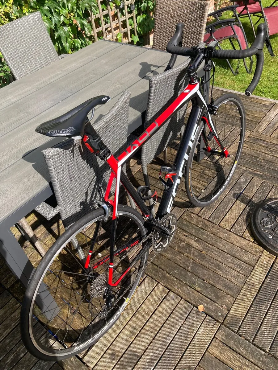 Focus Cayo 7.0 XL Carbon Fibre Road bike - Image 4