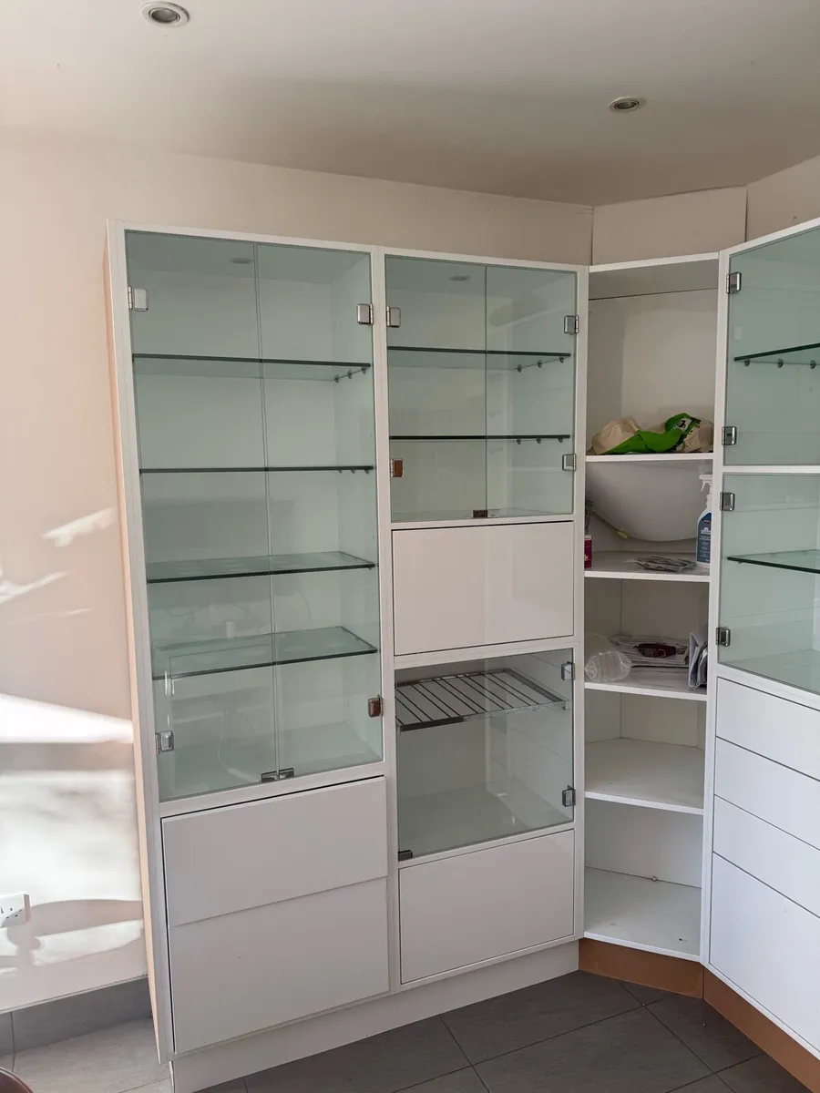 Corner unit - Image 1