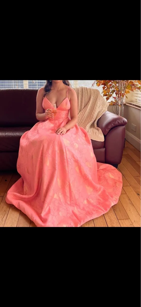 Debs dress - Image 1