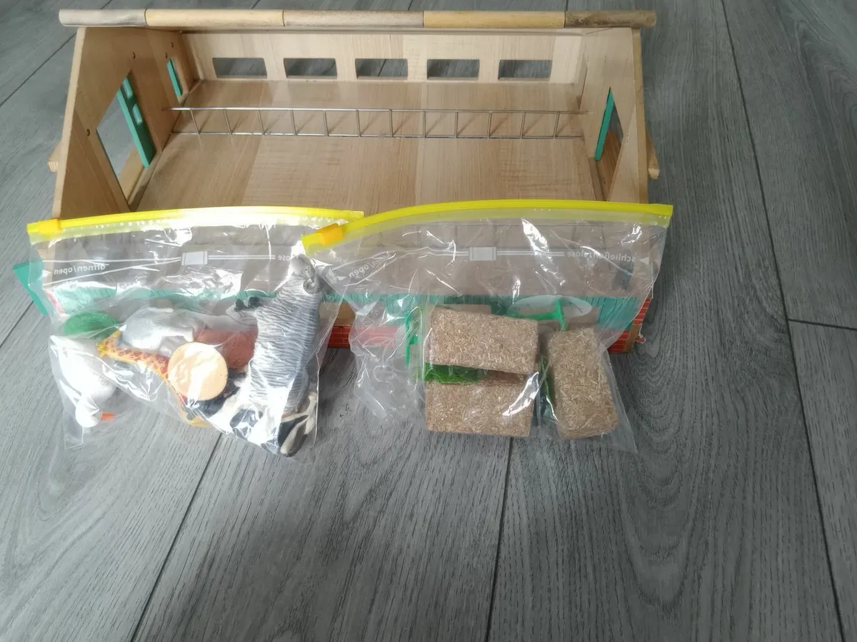Wooden farm - Image 3