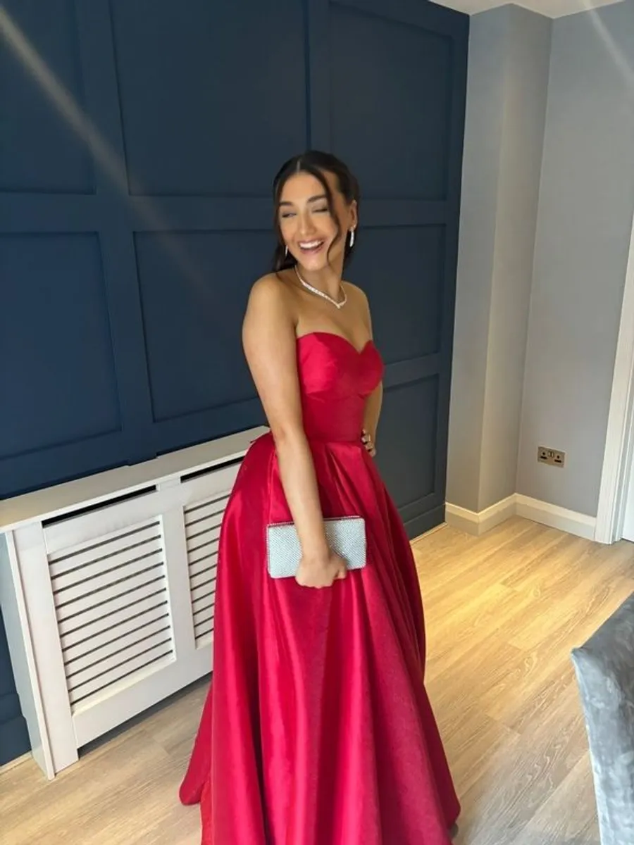 Debs Dress for Sale - Image 4
