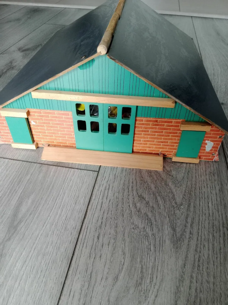 Wooden farm - Image 1