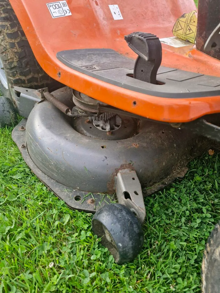 Husqvarna 25hp  ride on mower Delivery available - Image 3