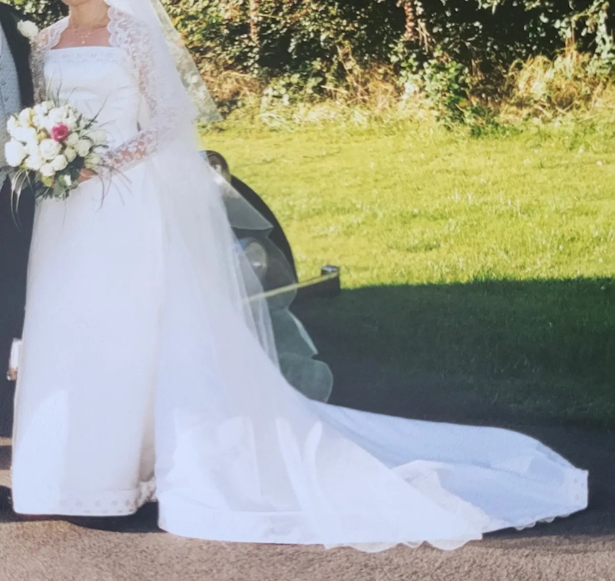 Dublin 15 wedding dress - Image 3