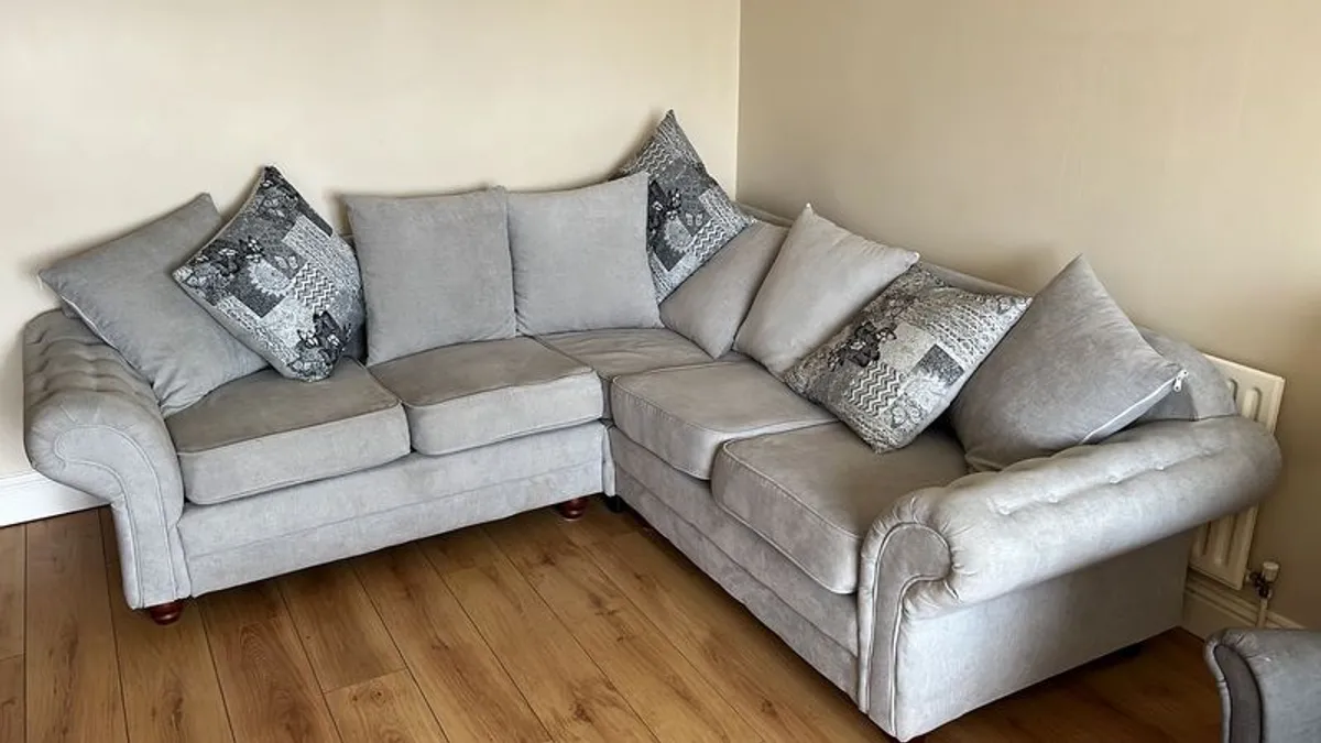 Grey corner sofa and two seater sofa - Image 1