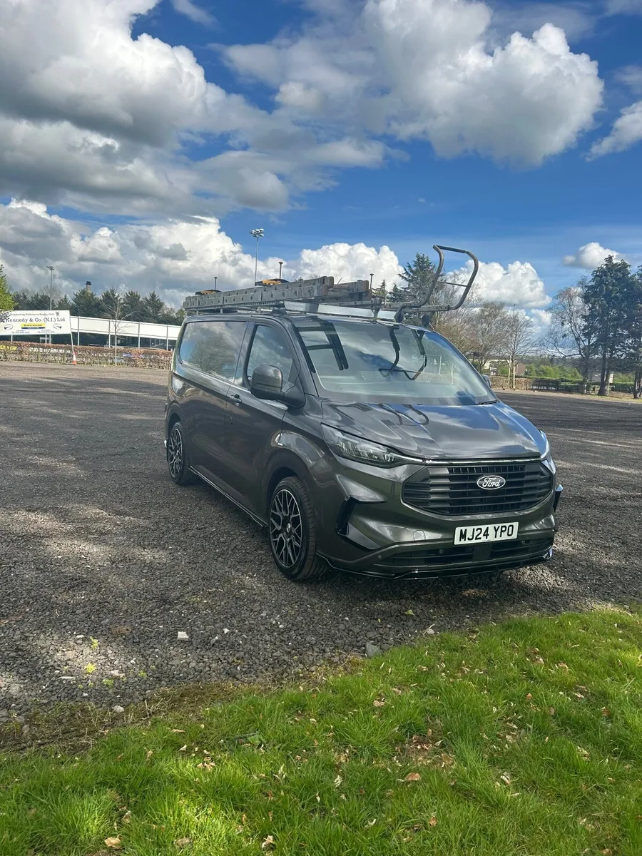 Ford Transit Custom 2024 - Image 2