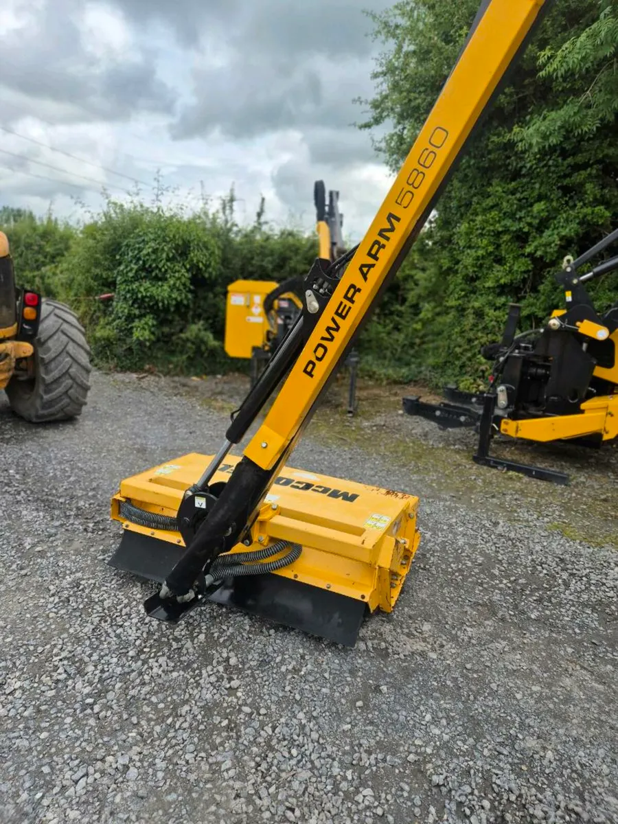 Mcconnel PA5860 Hedgecutter - Image 4