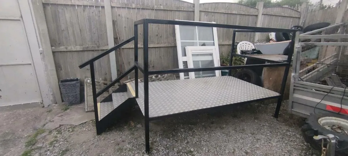 Static holiday home door step platform for sale - Image 2