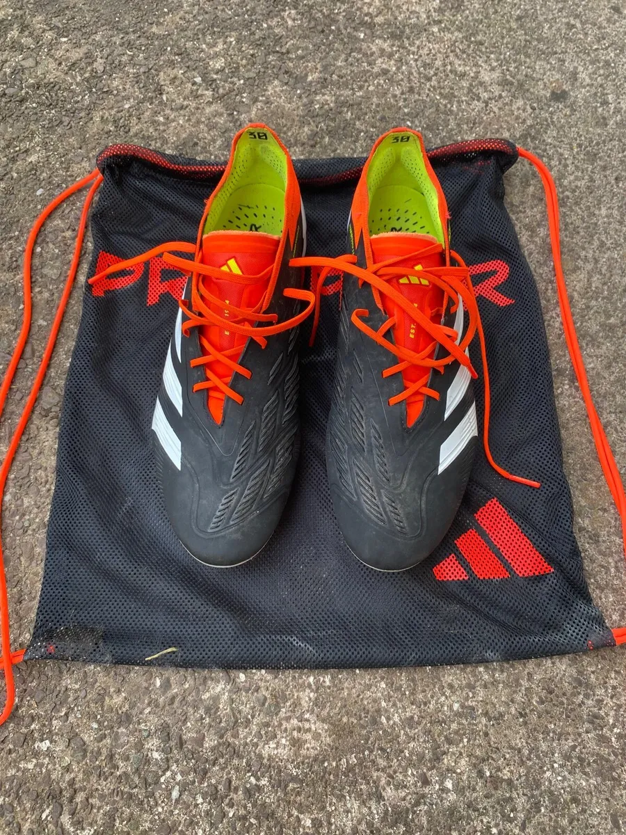 Adidas predator elite- Size 10 - Image 1