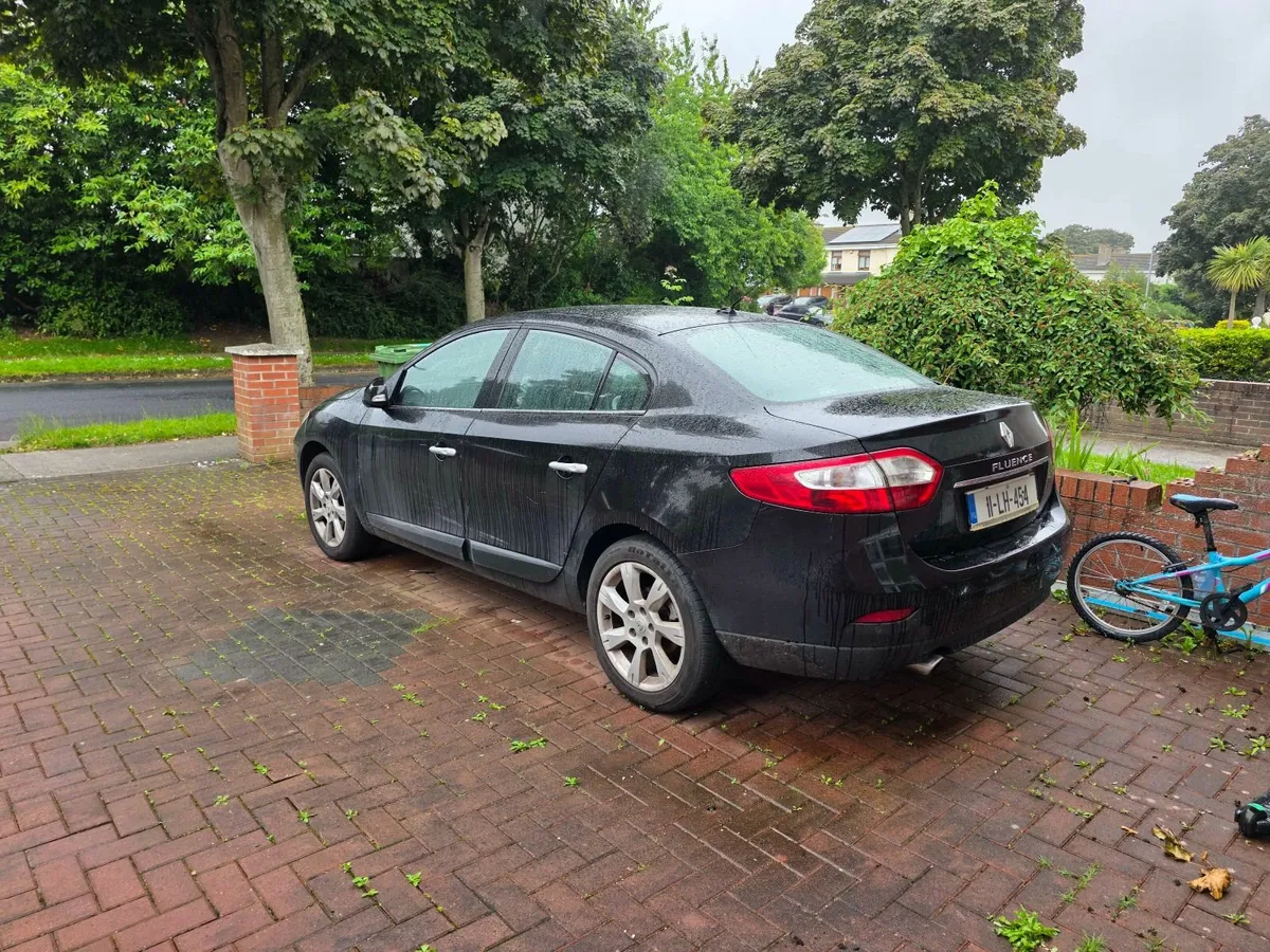 Renault Fluence 2011 - Image 2