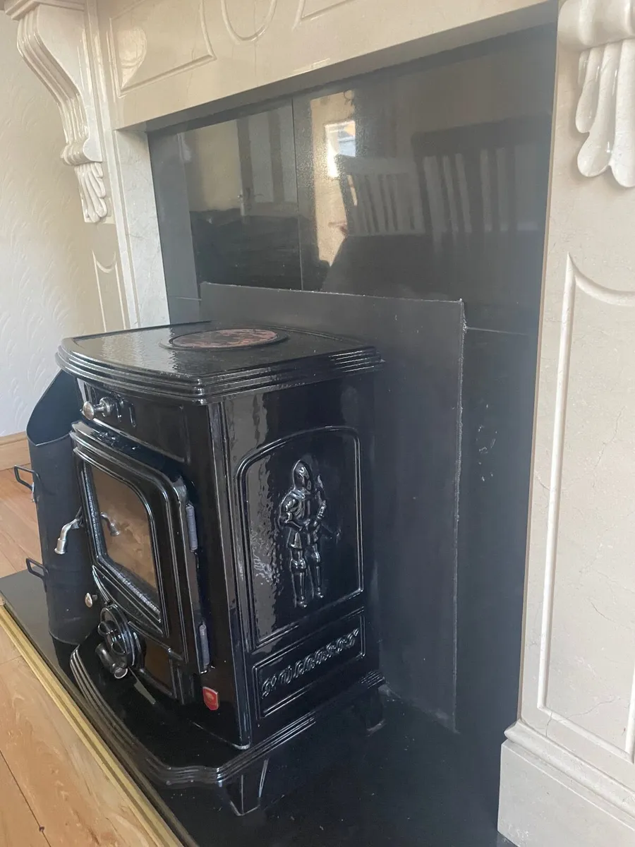 Mulberry stove x2 - Image 1