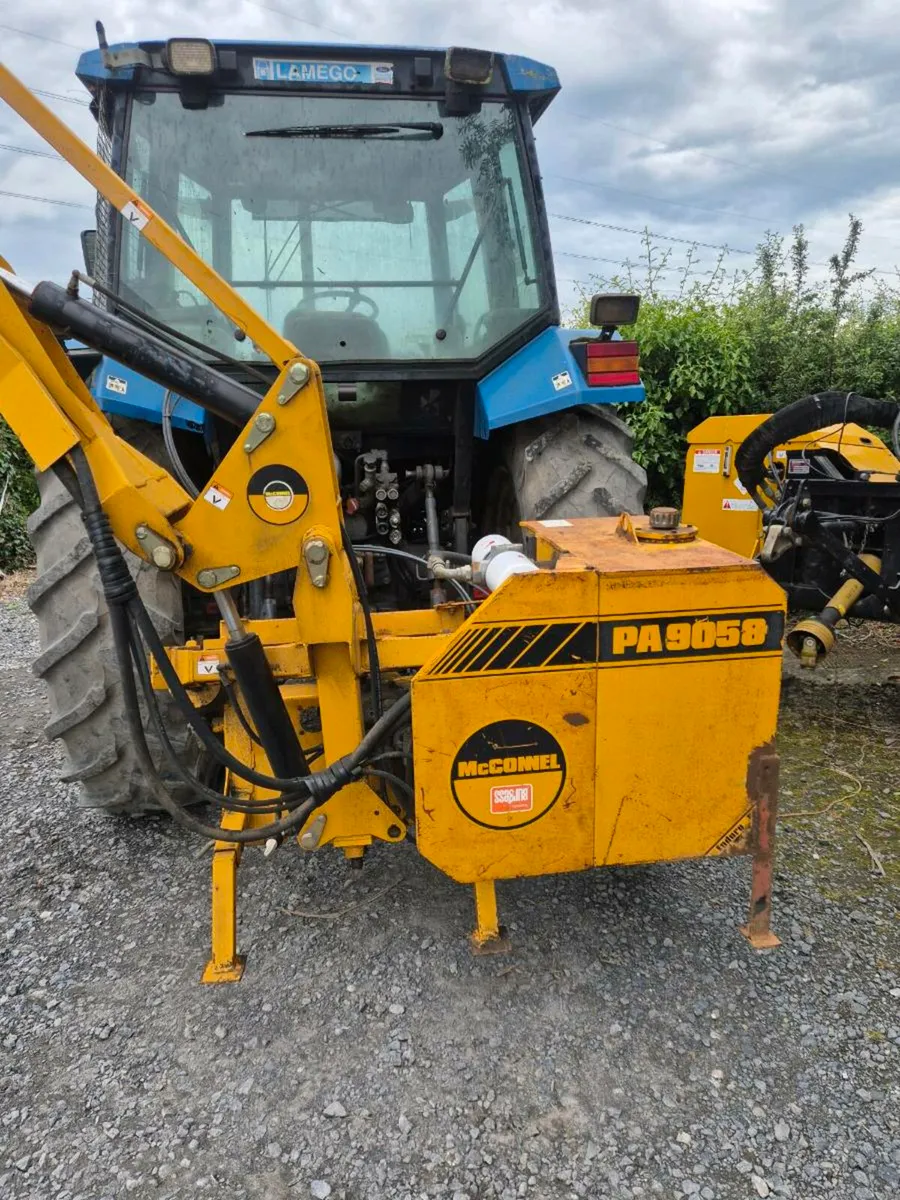 Mcconnel PA9058 Hedgecutter - Image 2