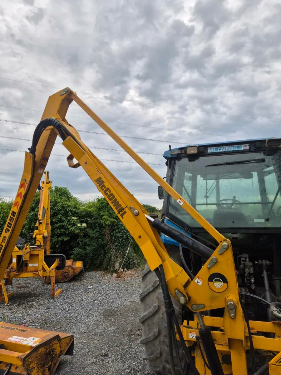 Mcconnel PA9058 Hedgecutter - Image 3