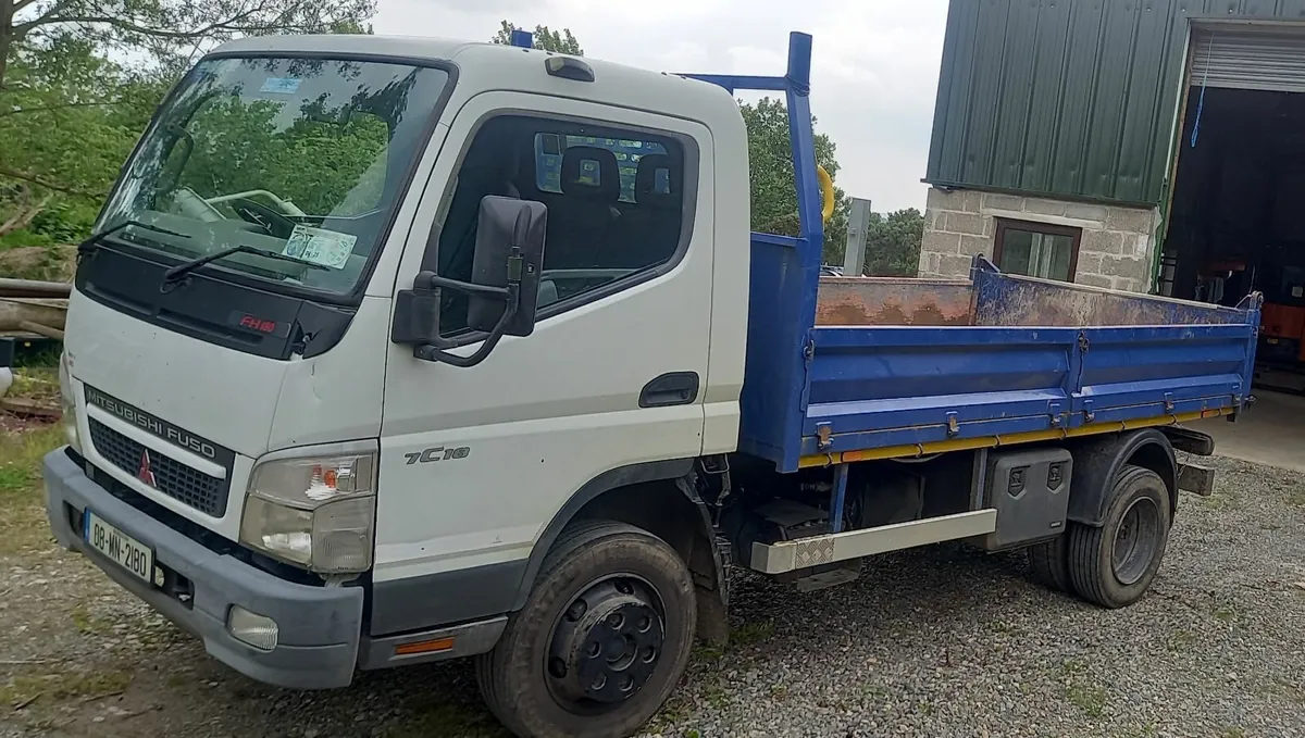 Mitsubishi Canter 2008 7.5 Tonne Tipper - Image 1