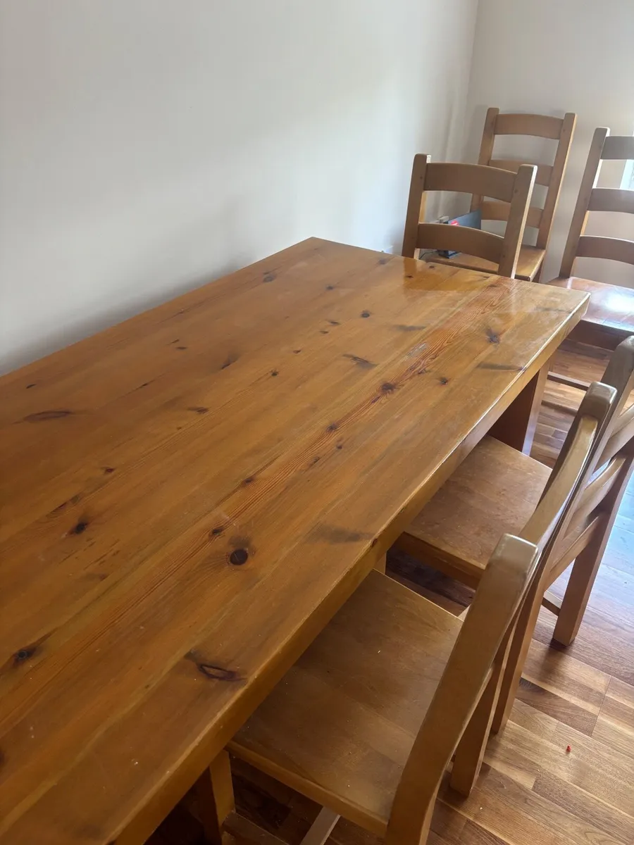 Solid Oak  Dining Room table & 6 Chairs - Image 4