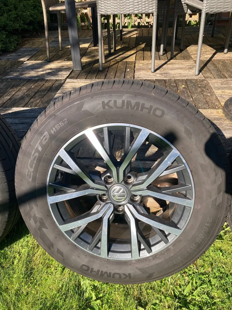 Genuine VW alloy wheel set - Image 3