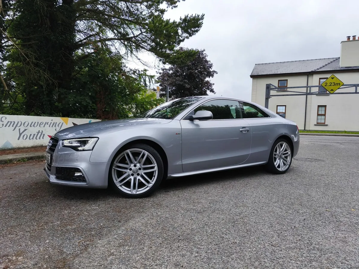 Audi A5 quattro coupe - Image 1