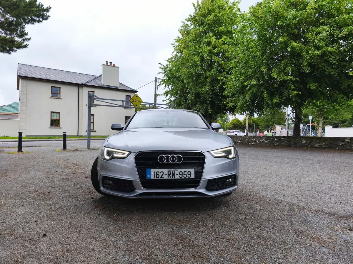Audi A5 quattro coupe - Image 2