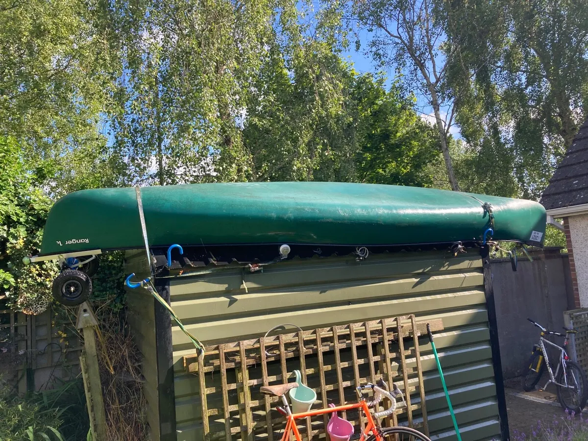 16ft Canadian Canoe - Image 1