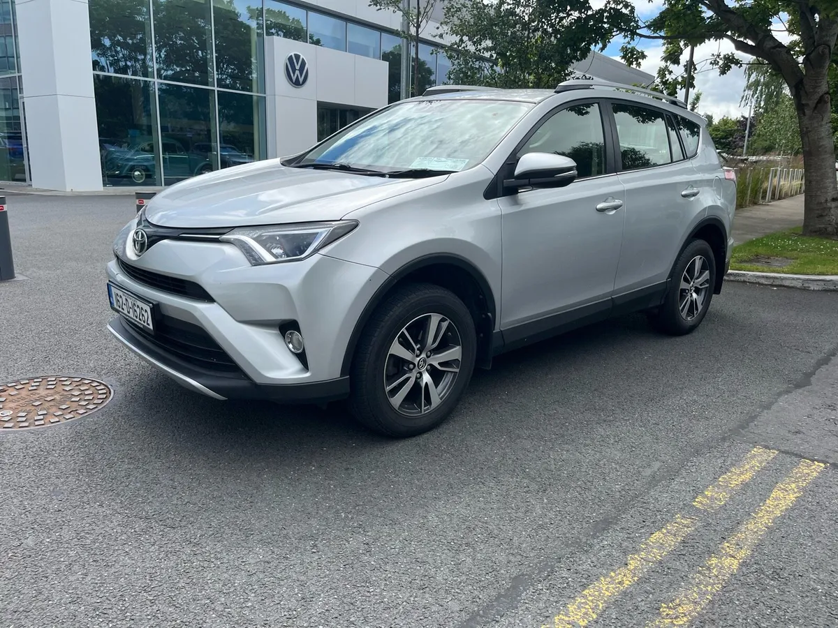 2016 Toyota RAV4 Luna Diesel Tax 11/25 NCT 08/26 - Image 4