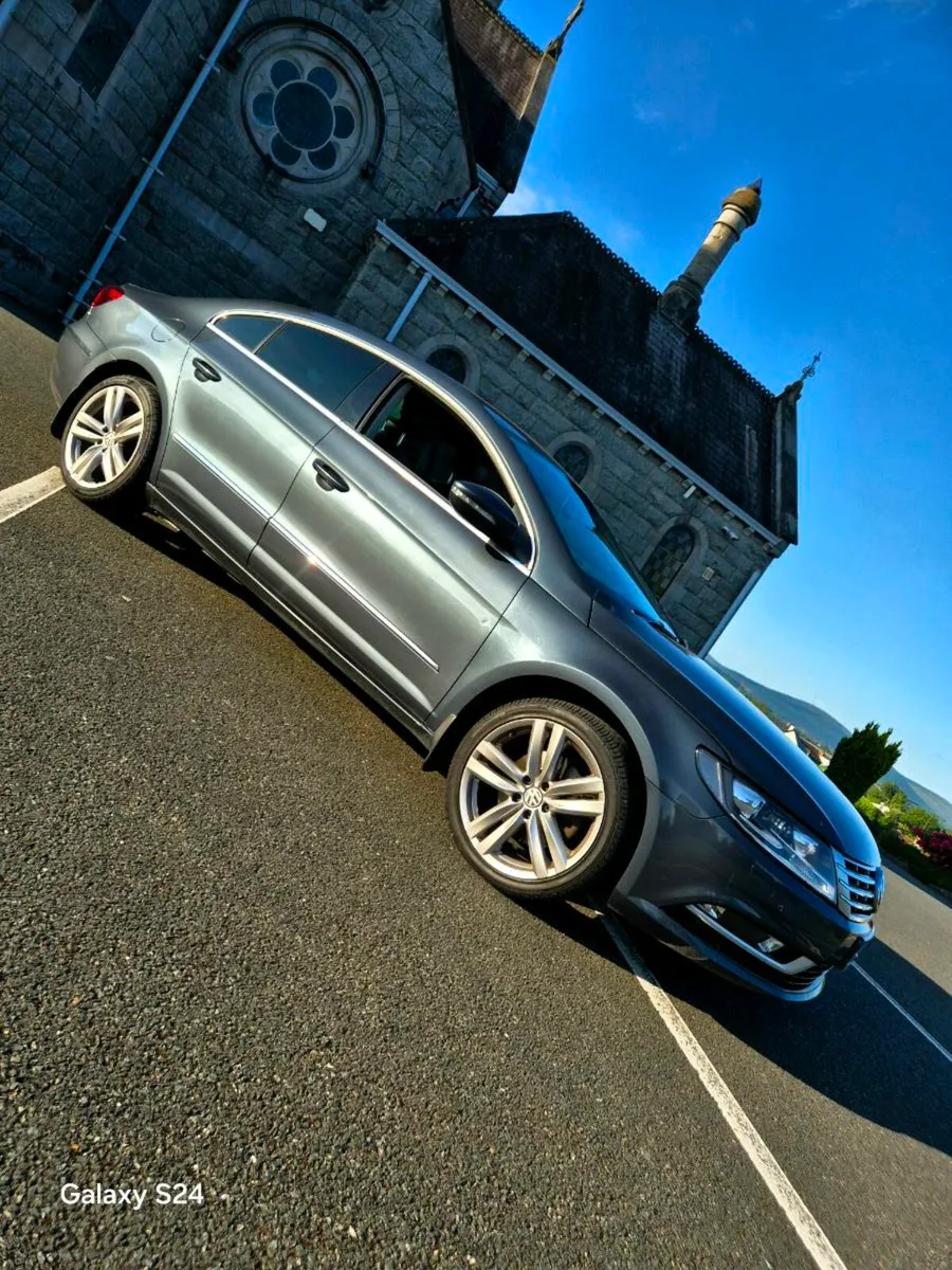 2015 VW Passat CC - Image 2