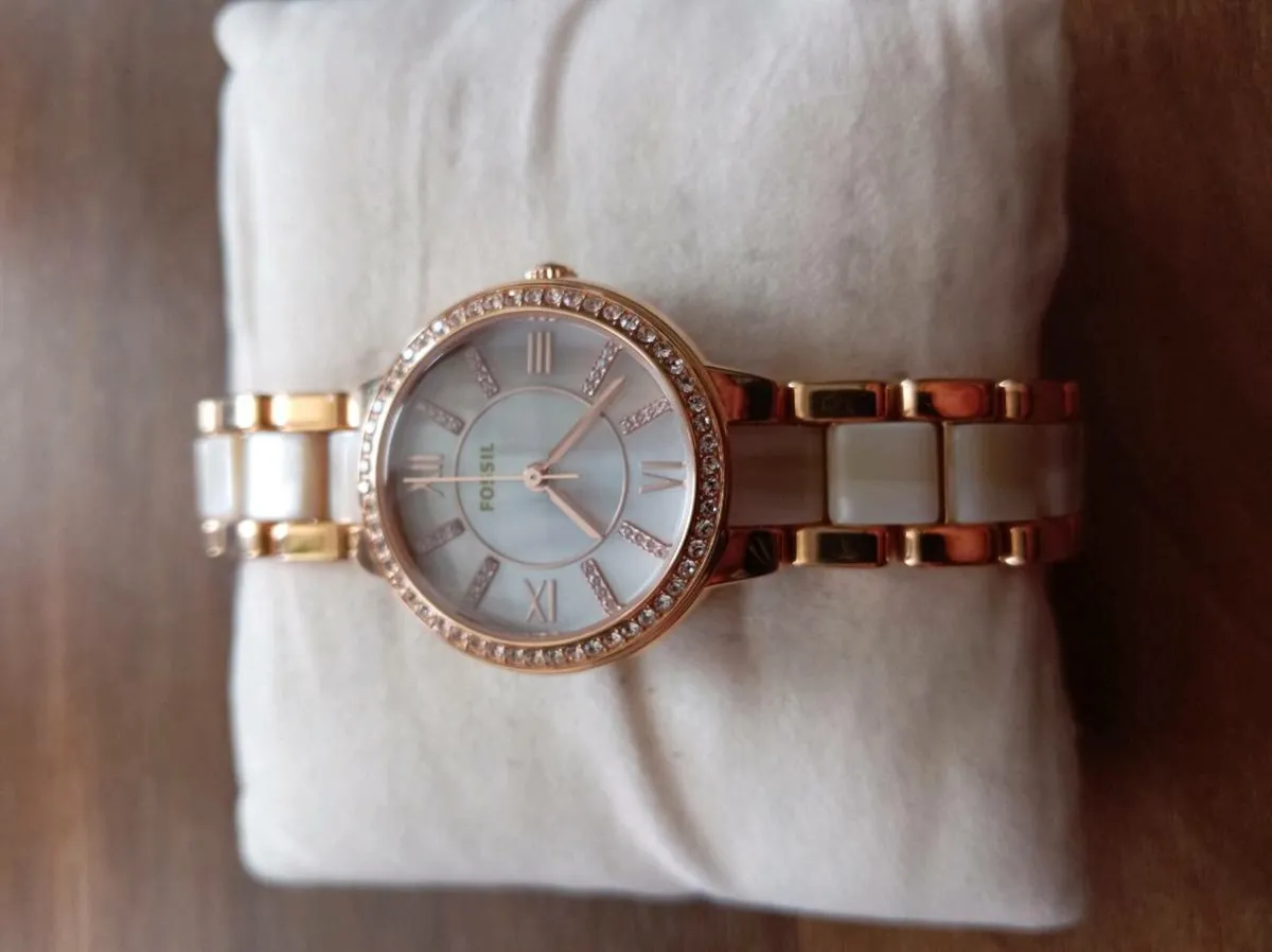 Fossil ladies watch - Image 2