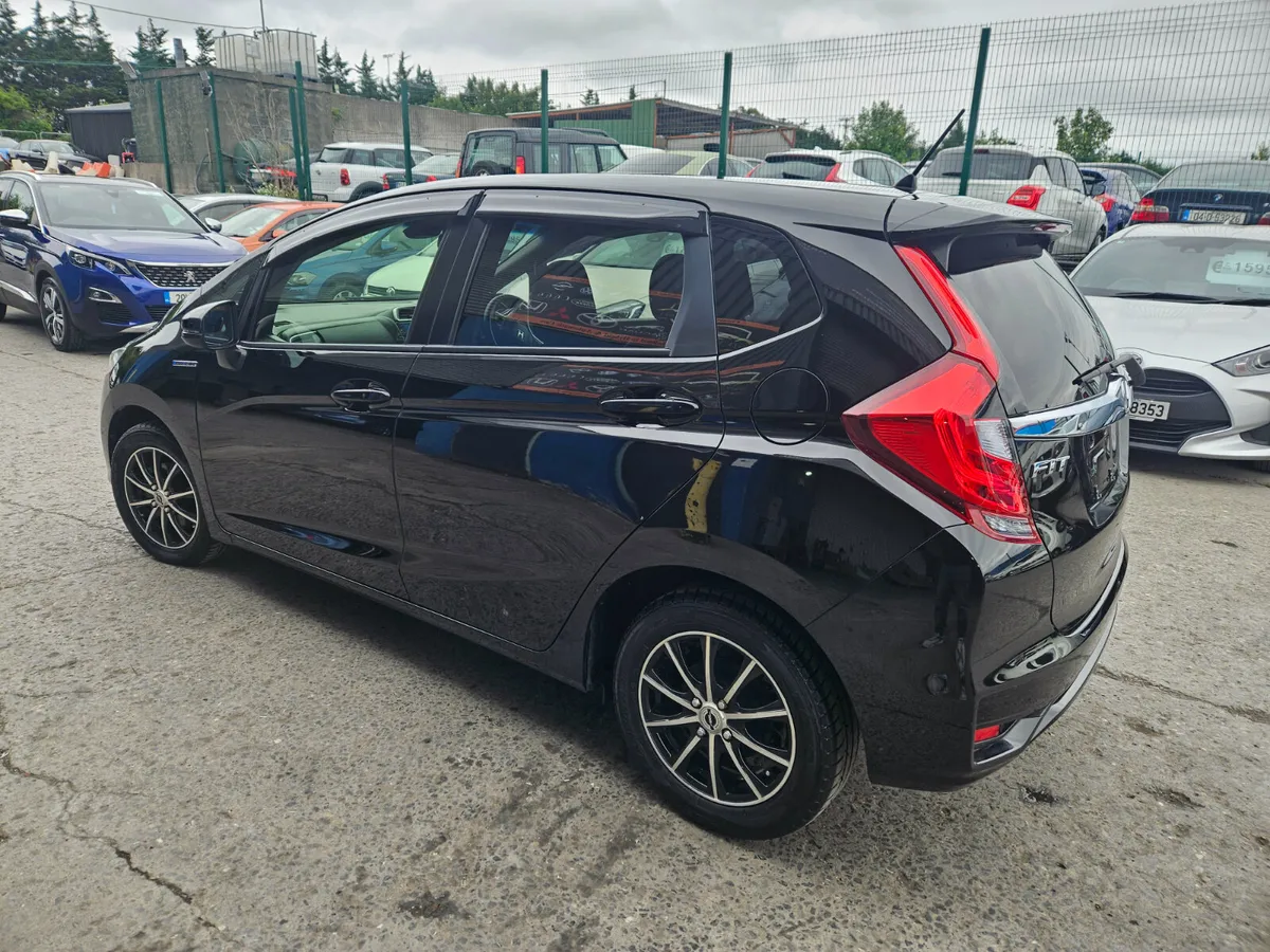 2017 Honda fit Hybrid Auto/ Sensing Leather spec - Image 3