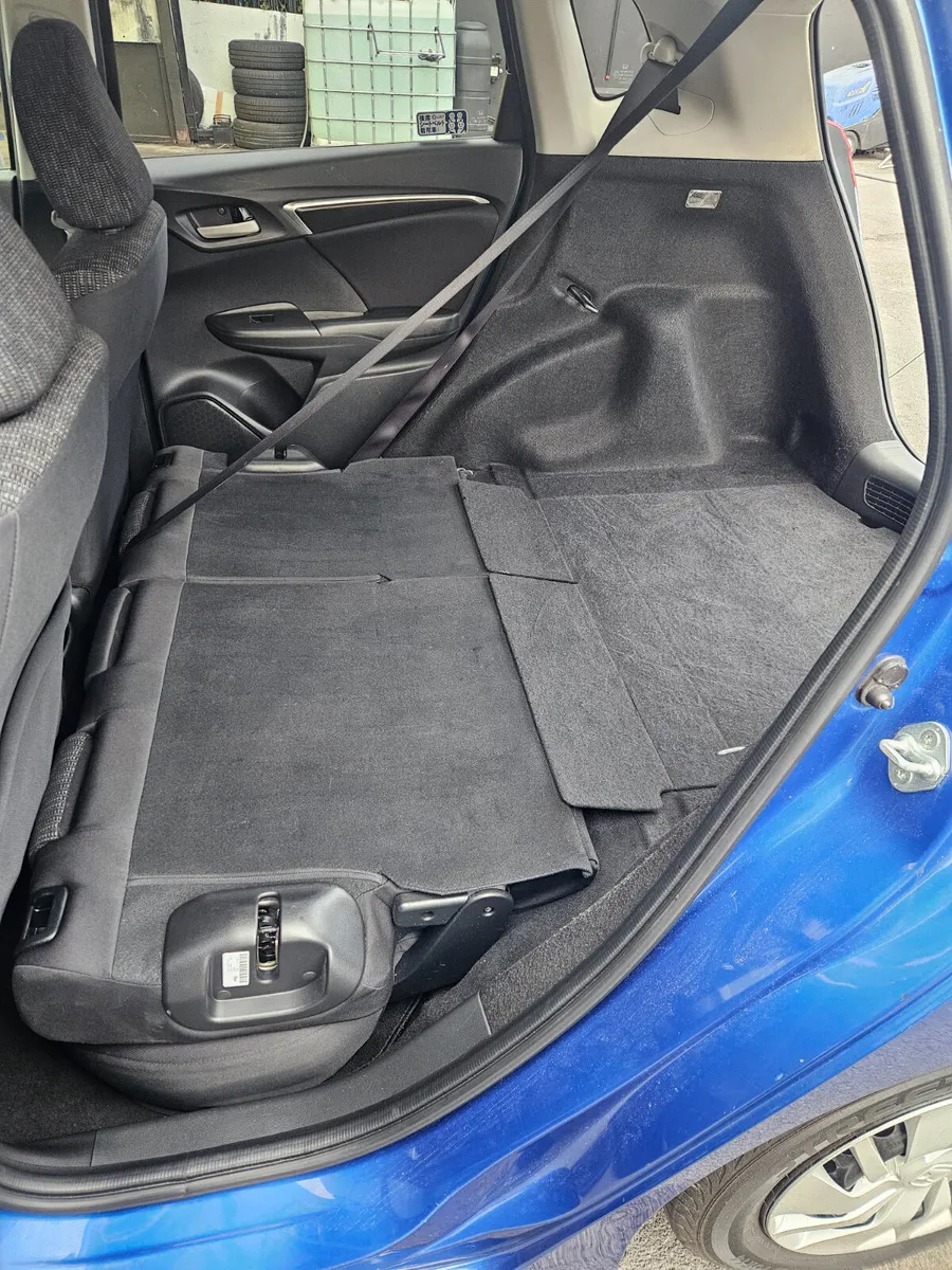 Honda Fit 2017 - Image 4