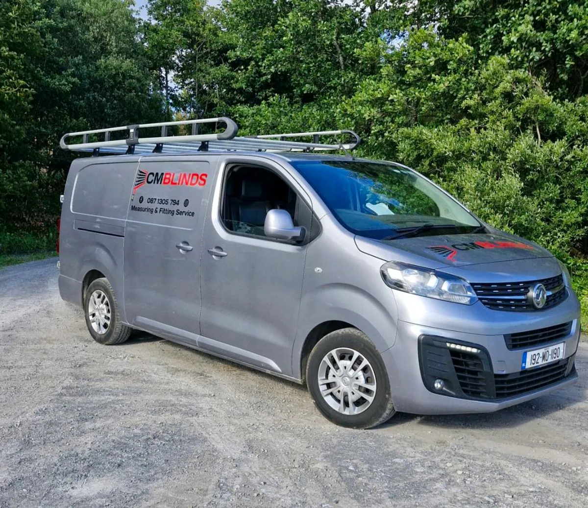 Vivaro sportive Lwb - Image 1