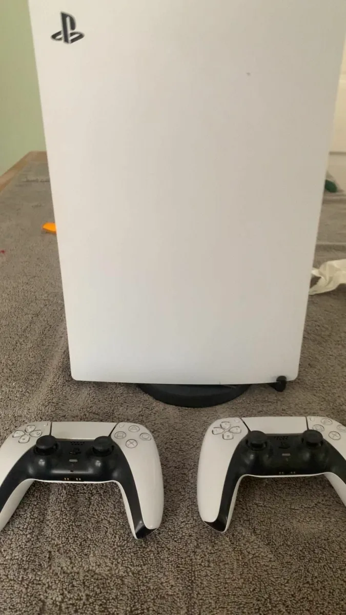Playstation 5 - Image 3