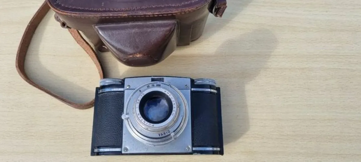 Vintage Braun Nurnberg PAXINA 120 Roll Camera - Image 2