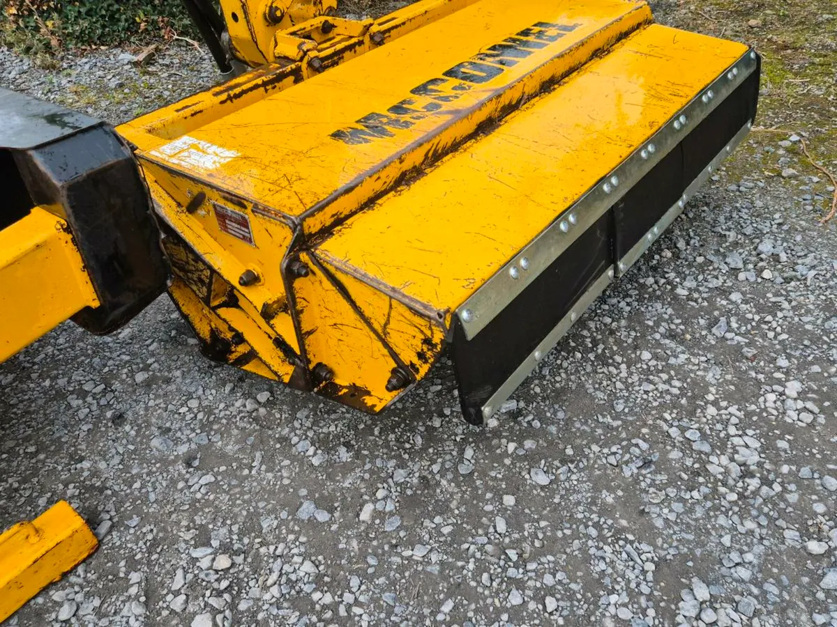 Mcconnel PA6500T Hedgecutter - Image 4