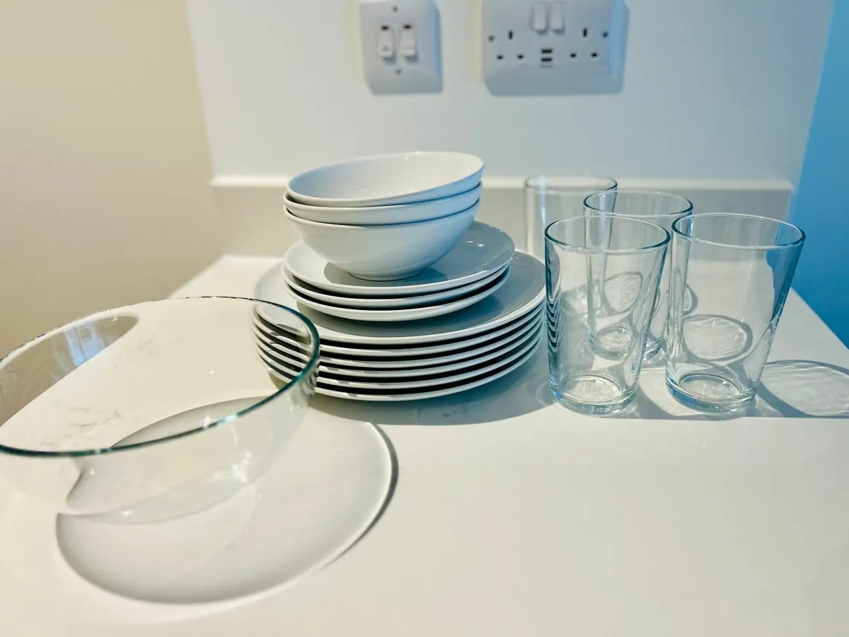 IKEA Dinnerware starter set for 6 people - Image 1