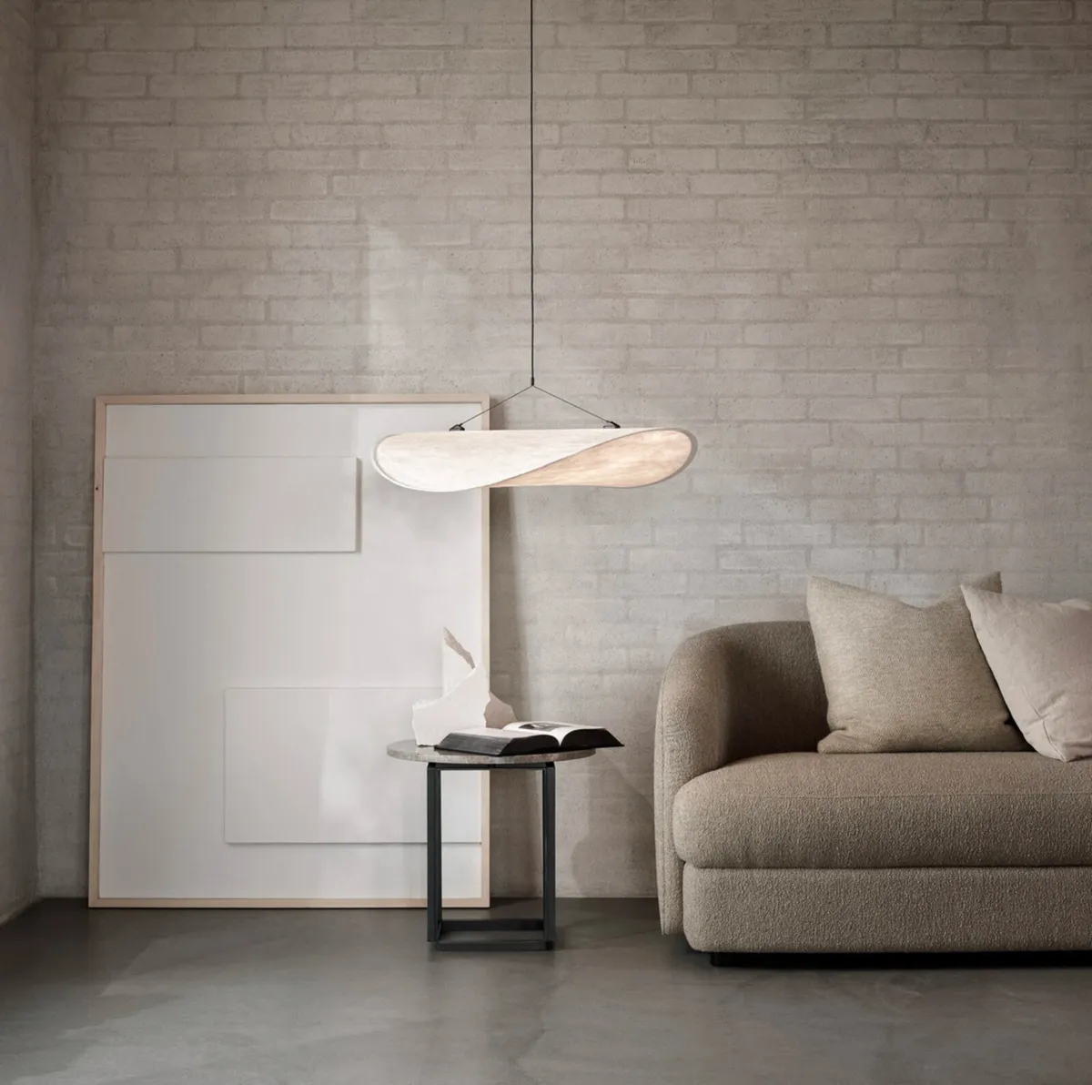 2 Pendant lights - Excellent Condition - Image 1
